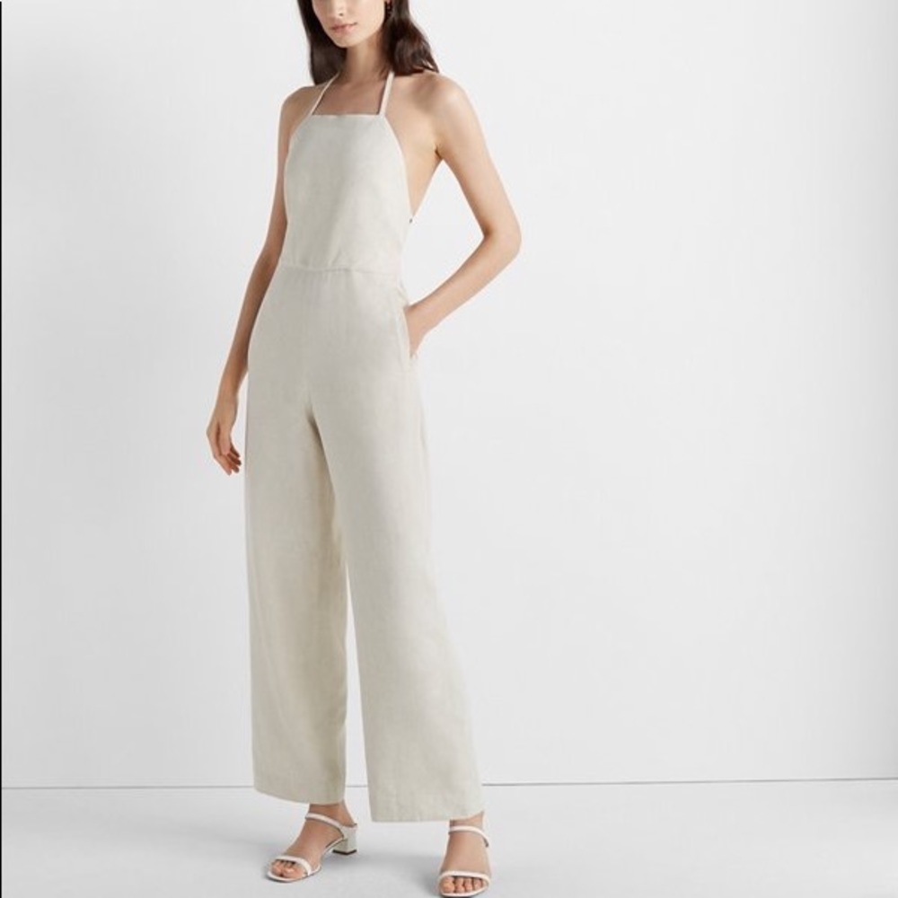 Club Monaco Cream and White Jumpsuit with Elegant Design